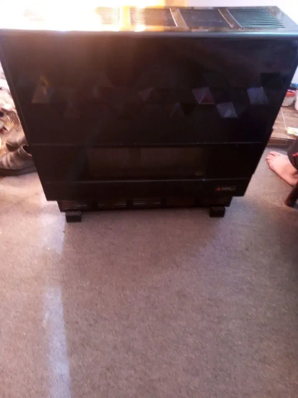 بخاری بزرگ|بخاری، هیتر، شومینه|چمستان, |دیوار