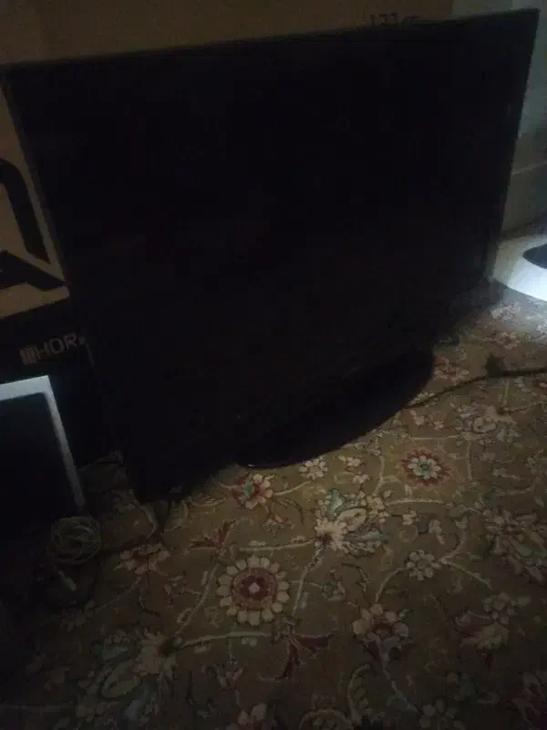 تلوزیون ال سی دی 32|تلویزیون و پروژکتور|تهران, تهرانپارس غربی|دیوار