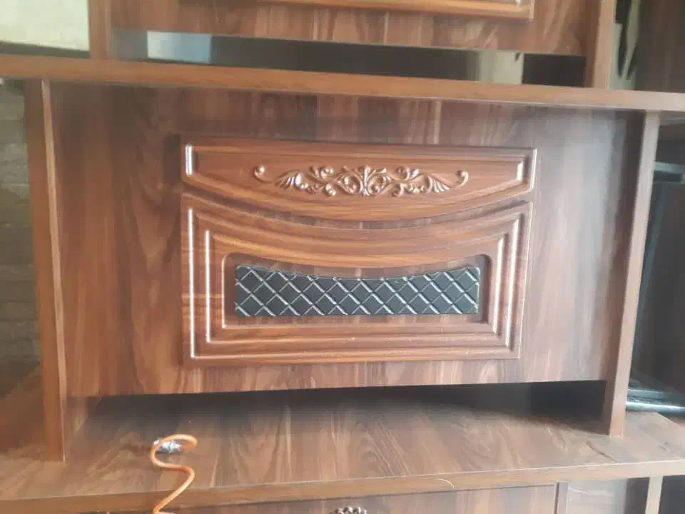 میز|دفتر کار|نسیم‌شهر, |دیوار