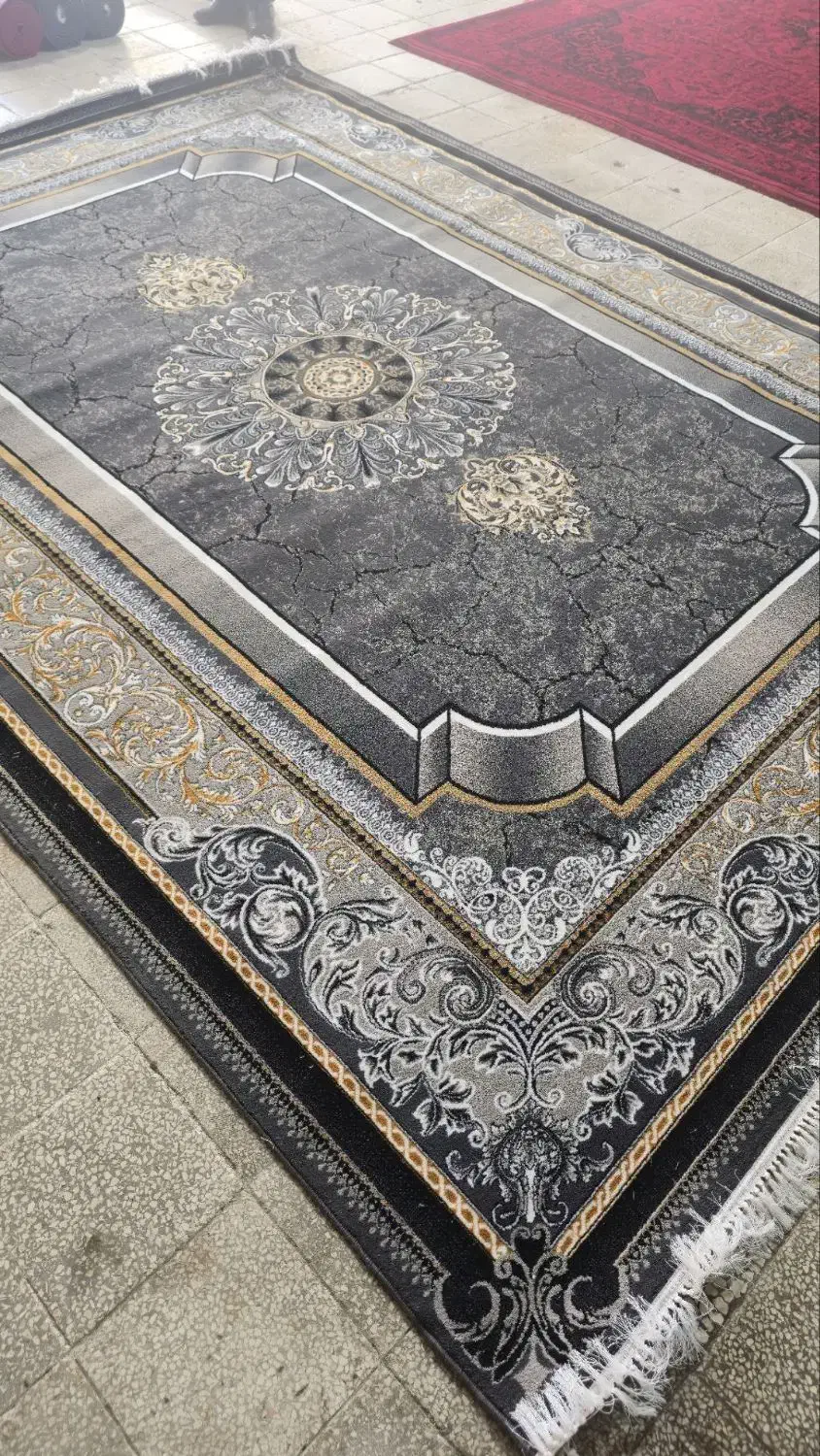 لاکی طرح ترنج&|فرش|اندیشه, اندیشه فاز ۱|دیوار