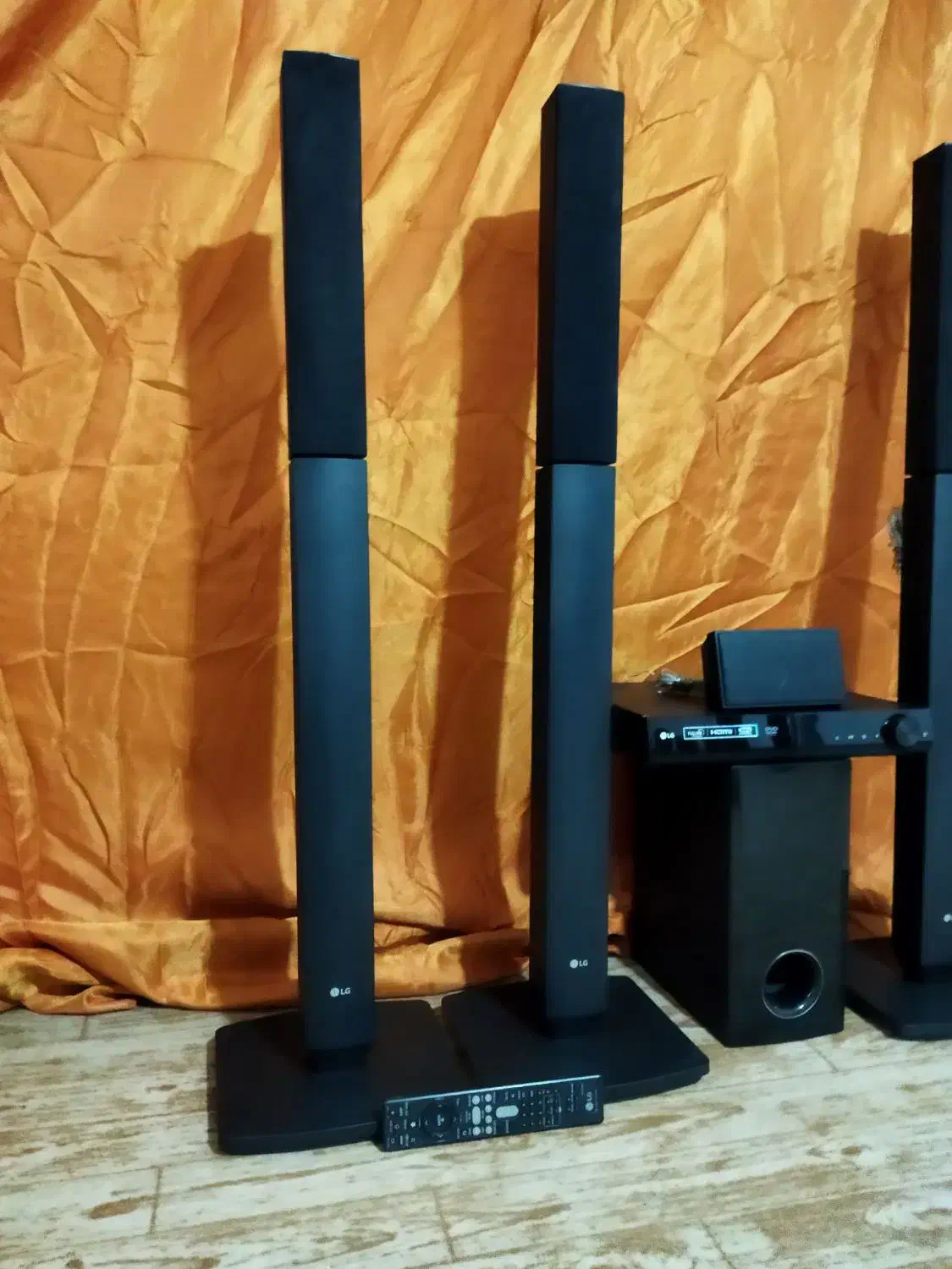 سینما خانگی حرفه ای و قدرتمند الجی در حد اک|سیستم صوتی خانگی|مراغه, |دیوار