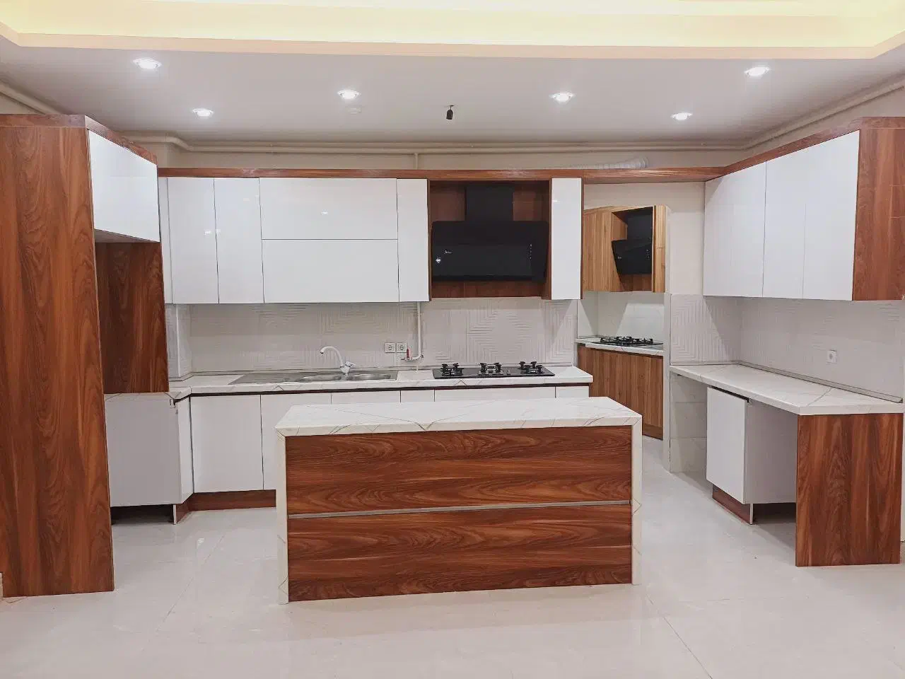 ۳خواب مطبخ مستر صفر لاکچری/طبقه۴ساغریسازان|اجارهٔ آپارتمان|رشت, رودبارتان|دیوار