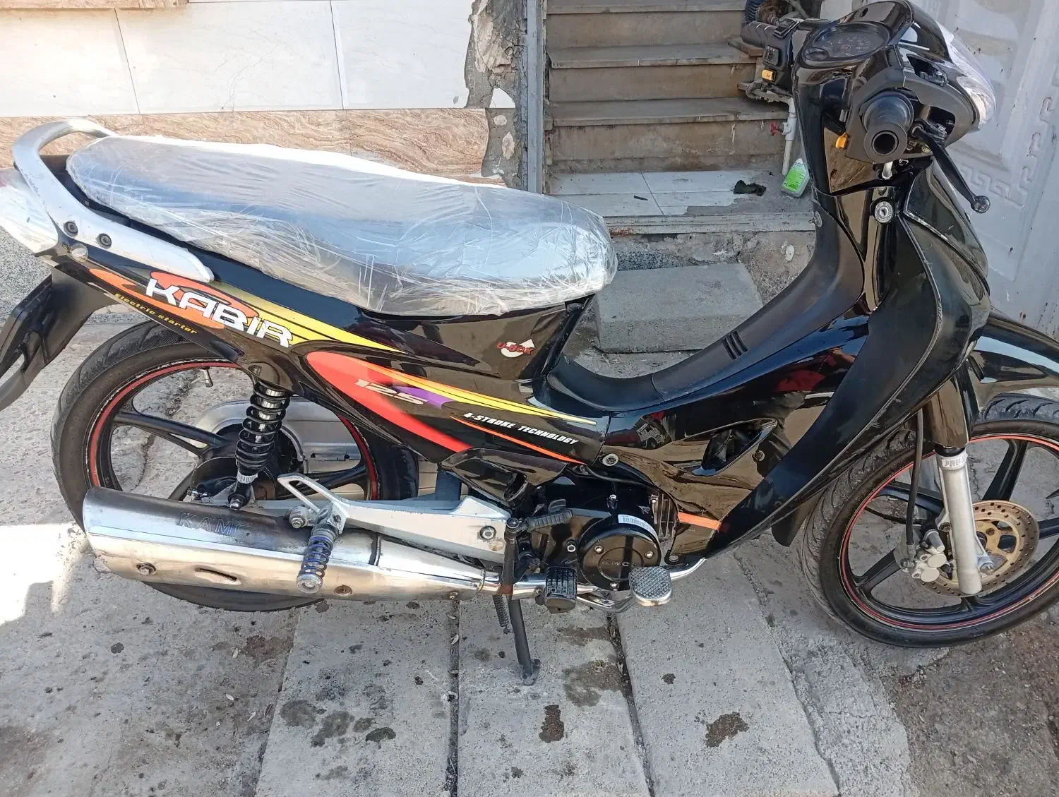 موتور لاکی|موتورسیکلت|اهواز, اسلام آباد غربی|دیوار