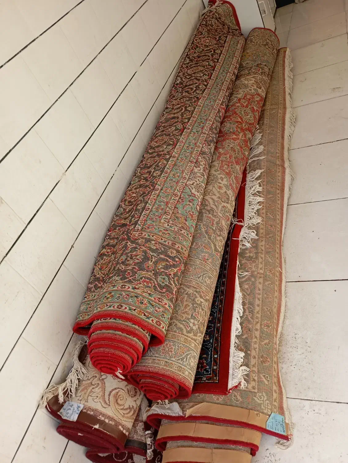 فرش راوند|فرش|کاشان, فاز ۲ ناجی آباد|دیوار