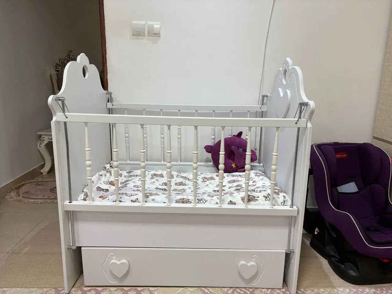 تخت بچه نو|تخت و صندلی بچه|کوچصفهان, |دیوار