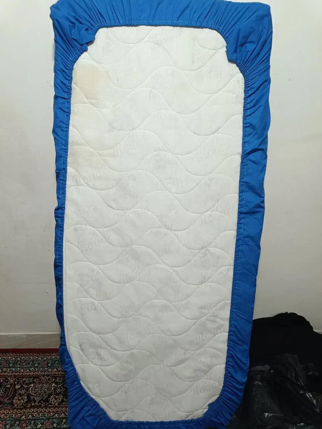 تشک نوجوان درحد نو|تشک تختخواب|بروجرد, |دیوار