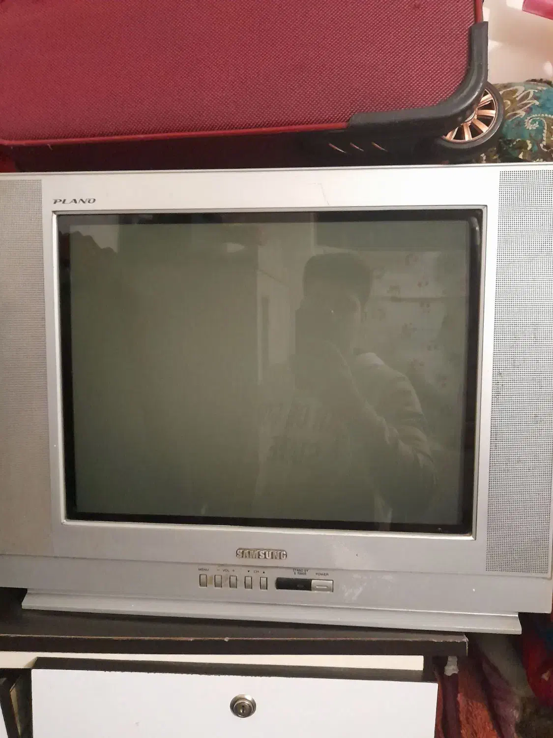 تلوزیون۲۱|تلویزیون و پروژکتور|نظرآباد, رسالت|دیوار