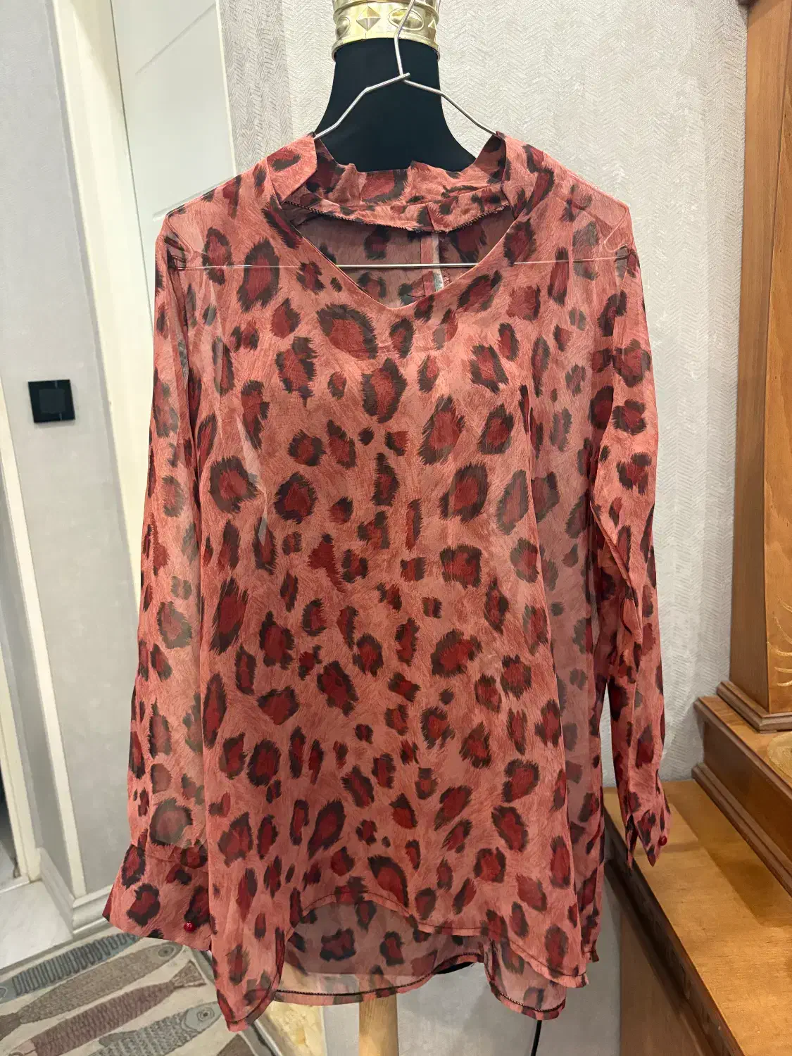 فروش لباس بعلت مهاجرت در حد نو همه باهم فقط|لباس|رشت, علی آباد|دیوار