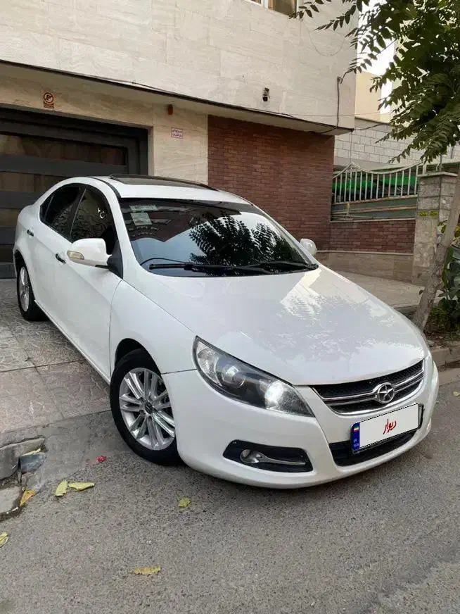 جک j5 اتومات مدل 96 کم کارکرد|خودرو سواری و وانت|کرج, ساسانی (قلمستان)|دیوار