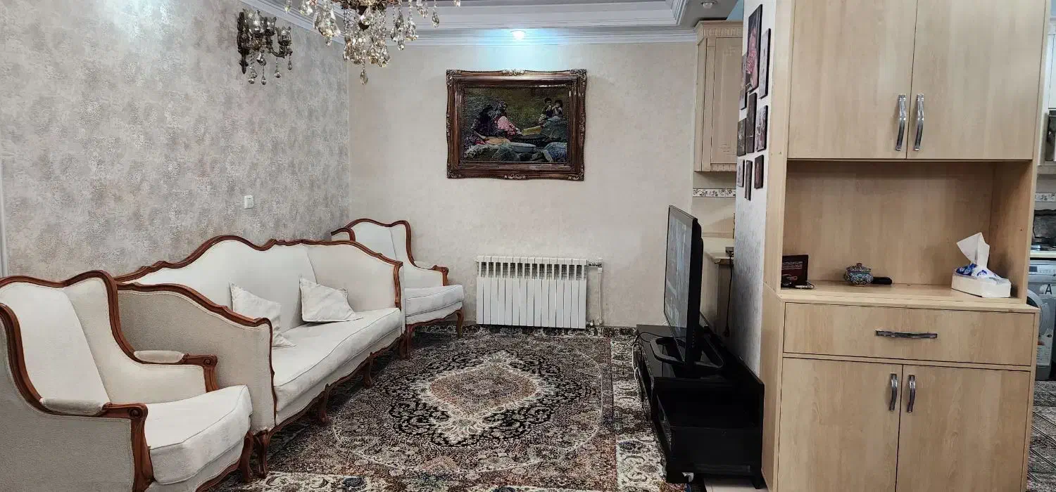 آپارتمان 100متر دوخوابه با پارکینگ اصلی و آسانسور