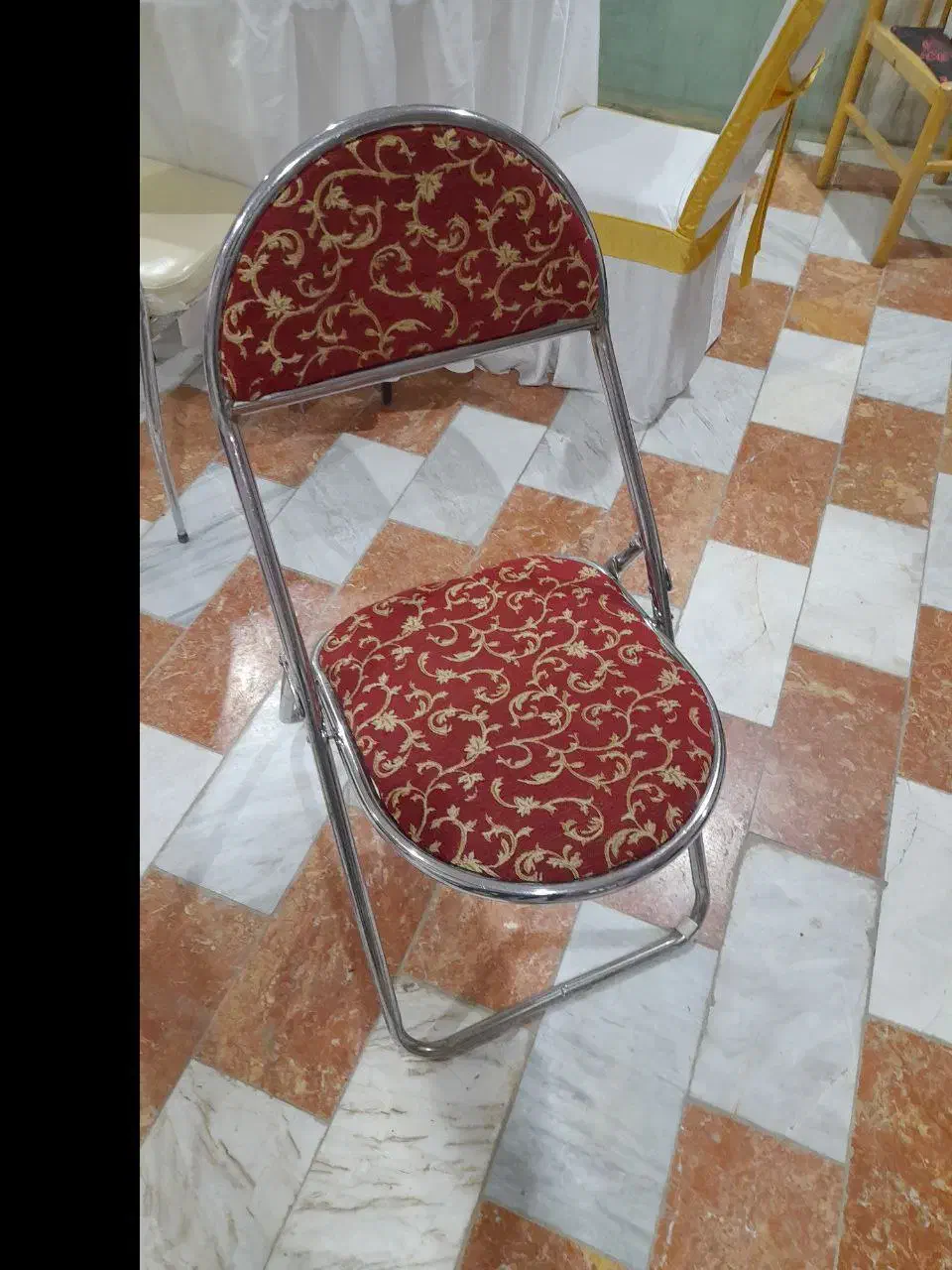 اجاره صندلی فلزی ومیز وظروف مراسمات|خدمات پذیرایی، مراسم|ایلام, |دیوار