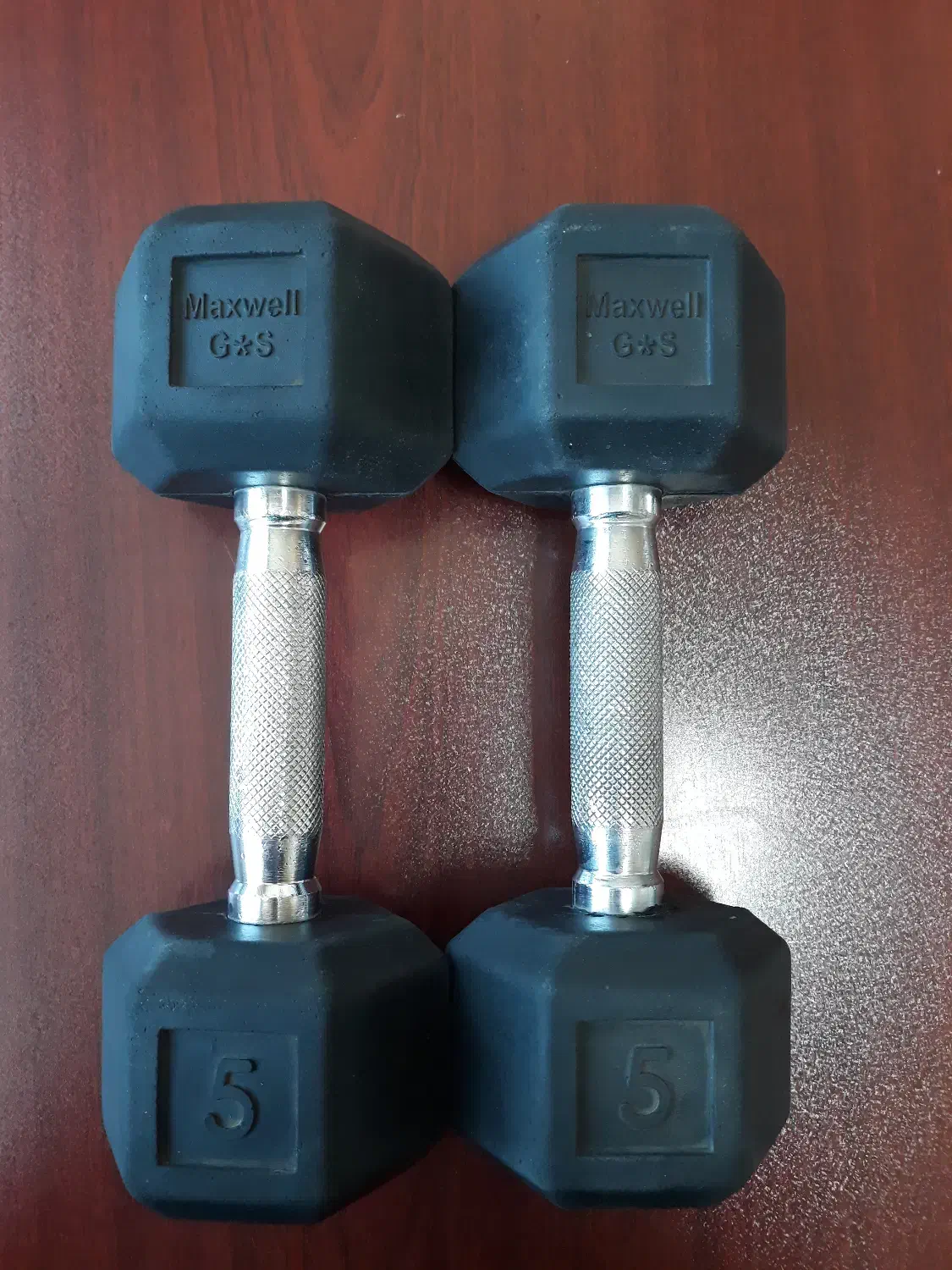 دمبل ۵ کیلویی شش ضلعی|تجهیزات ورزشی|کهریزک, |دیوار