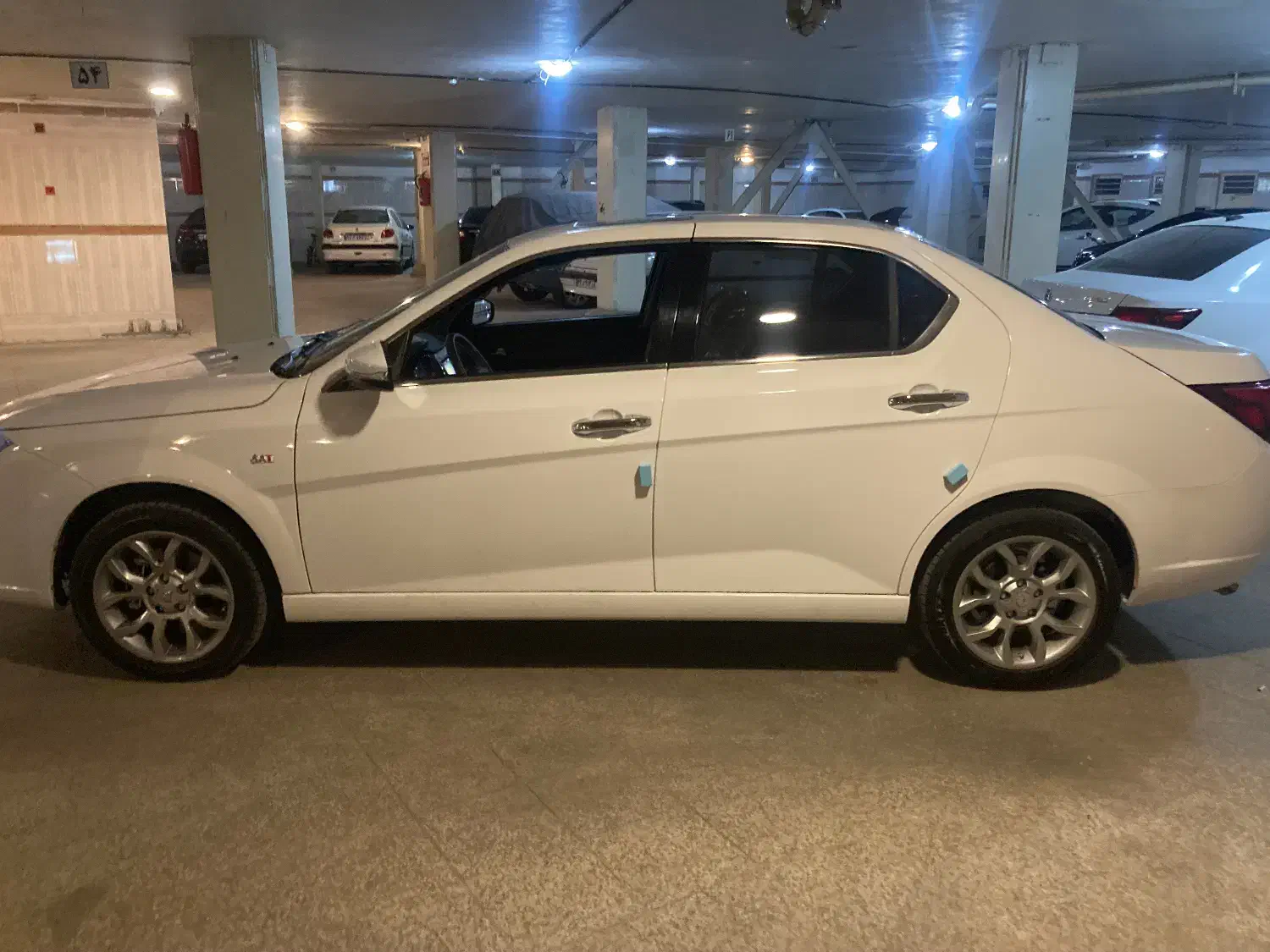 دنا پلاس اتوماتیک|خودرو سواری و وانت|همدان, |دیوار