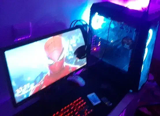 pc gaming  کامپیوتر گیمینگ|رایانه رومیزی|رباط‌کریم, رباط‌کریم|دیوار