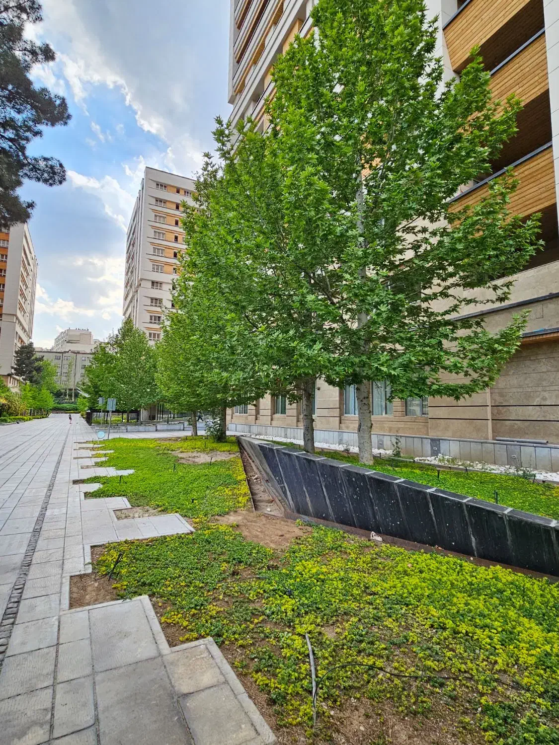 90متر*باغ بهشت*فول مشاعات*تک خواب