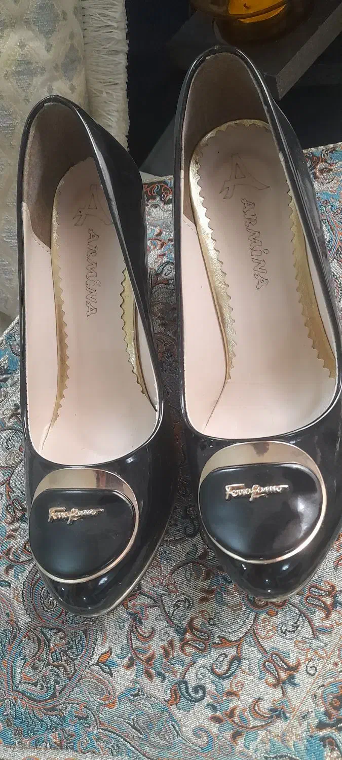 کفش مجلسی|کیف، کفش، کمربند|گرمسار, |دیوار