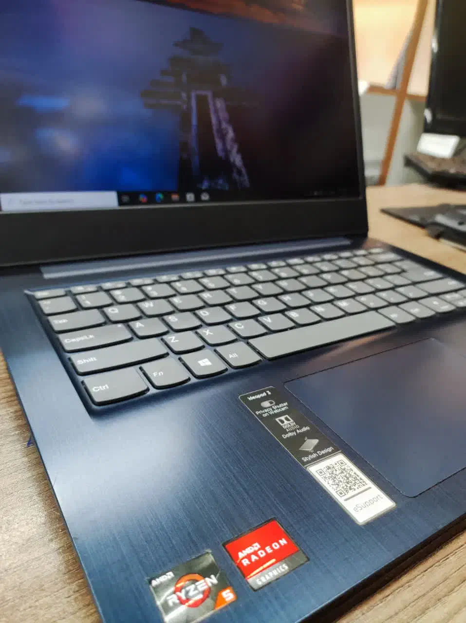 لپ تاپ Lenovo مدل ip3 14 دو گیگ گرافیک|رایانه همراه|اصفهان, قلعه طبره|دیوار