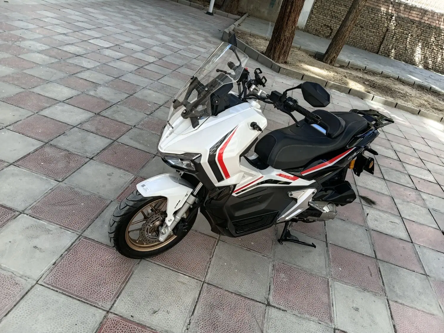 AGV150|موتورسیکلت|تهران, شهرک فردوس (حسینی)|دیوار