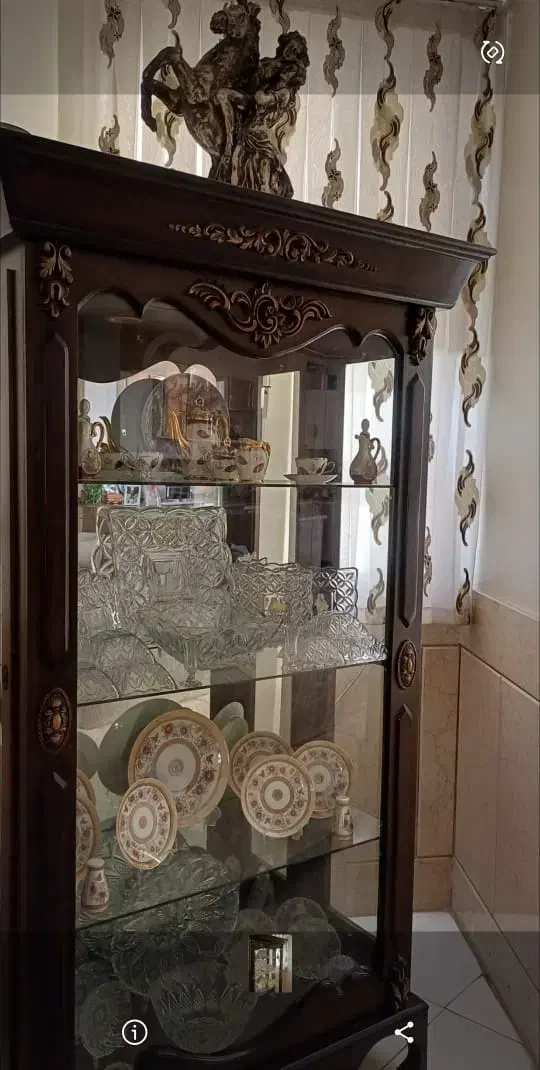 ویترین|بوفه، ویترین، کنسول|شاهین‌شهر, گزبرخوار|دیوار