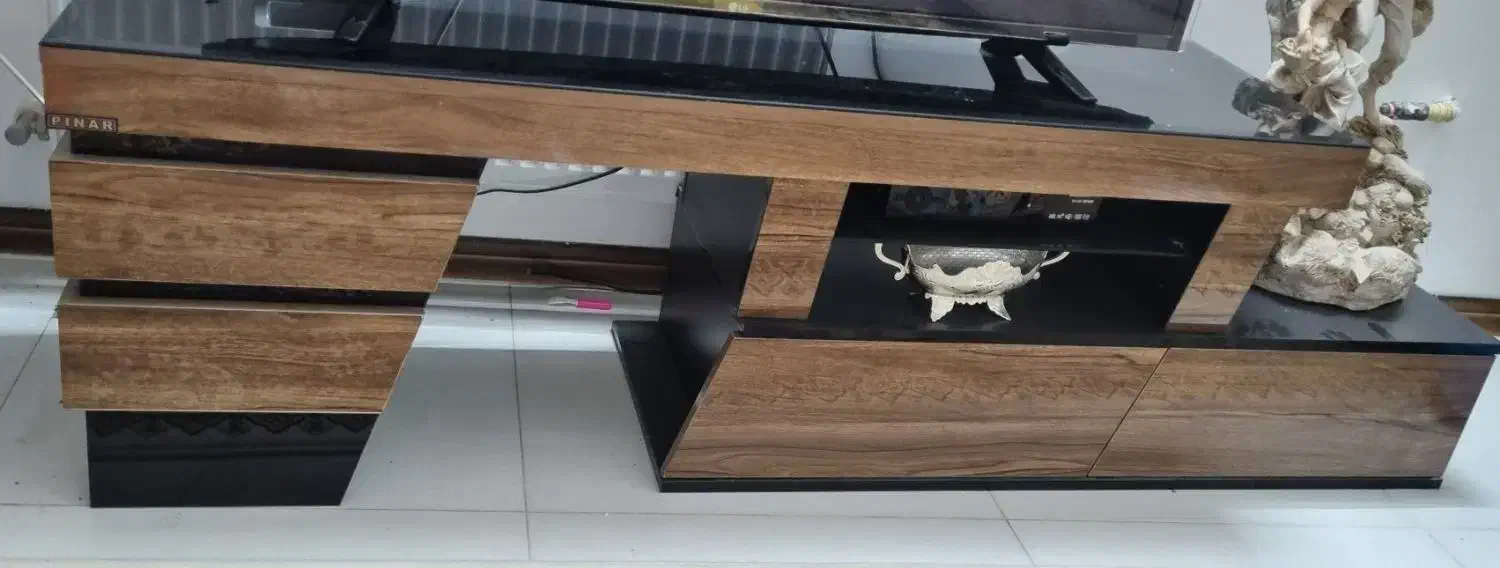 میزتلوزیون زیبا وسالم|میز تلویزیون|یزد, |دیوار