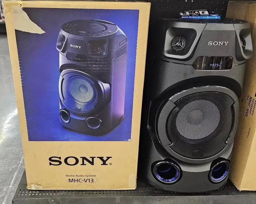 فروش اسپیکر sony مدل MHC v 13|پخش‌کننده همراه|اصفهان, قلعه طبره|دیوار