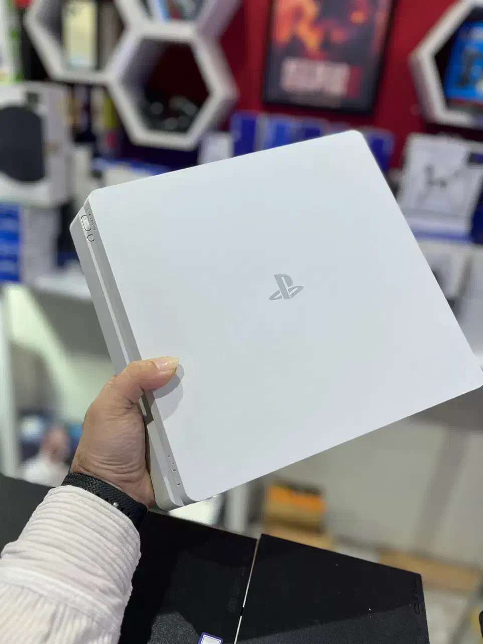 PS4 SLim باندل فابریک سفید/یک ترابایت/فول بازی|کنسول، بازی ویدئویی و آنلاین|آمل, |دیوار