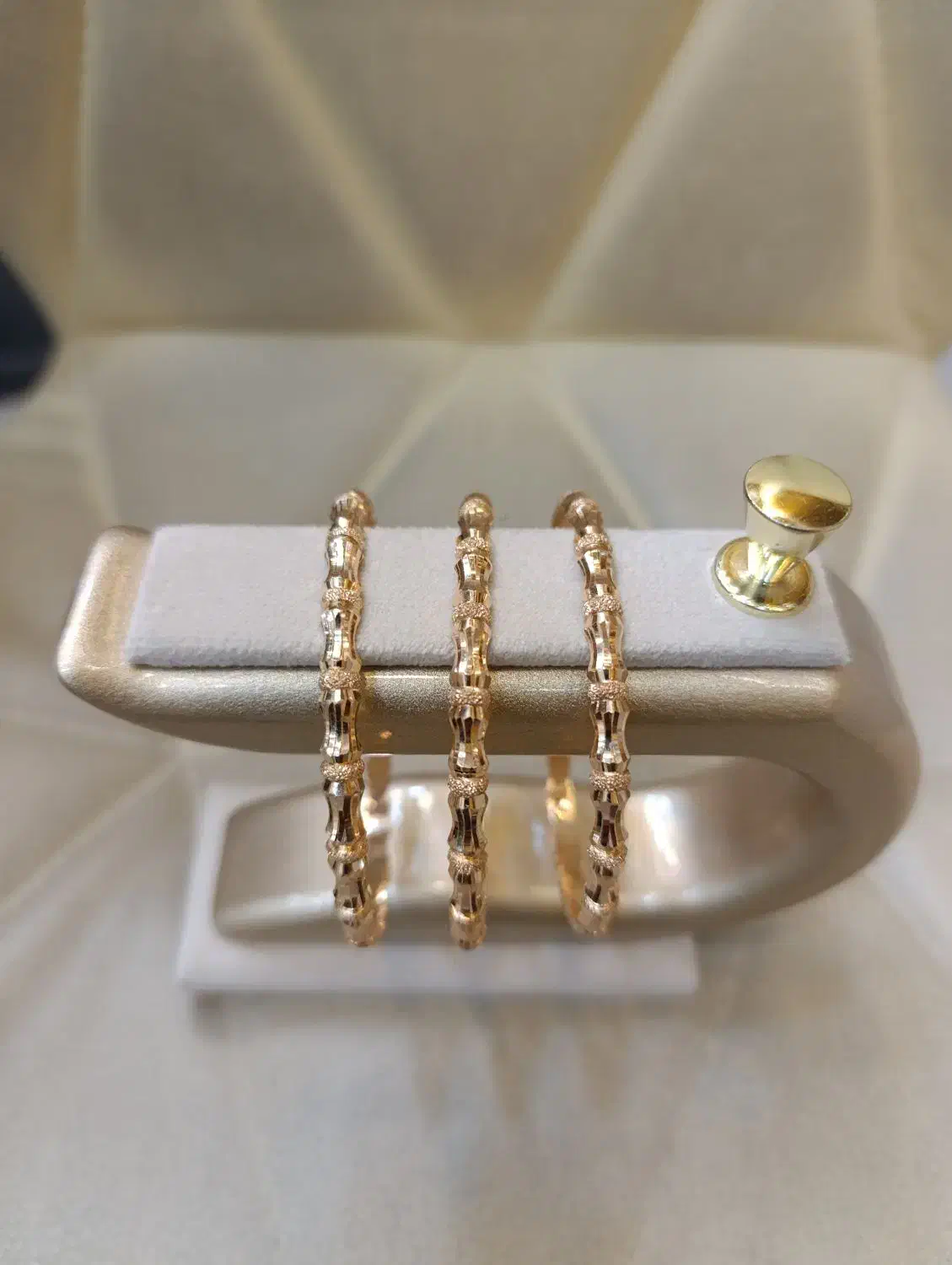 فروش طلای نومستقیم ازکارخانه همراه باارائه فاکتور|جواهرات|جهرم, |دیوار