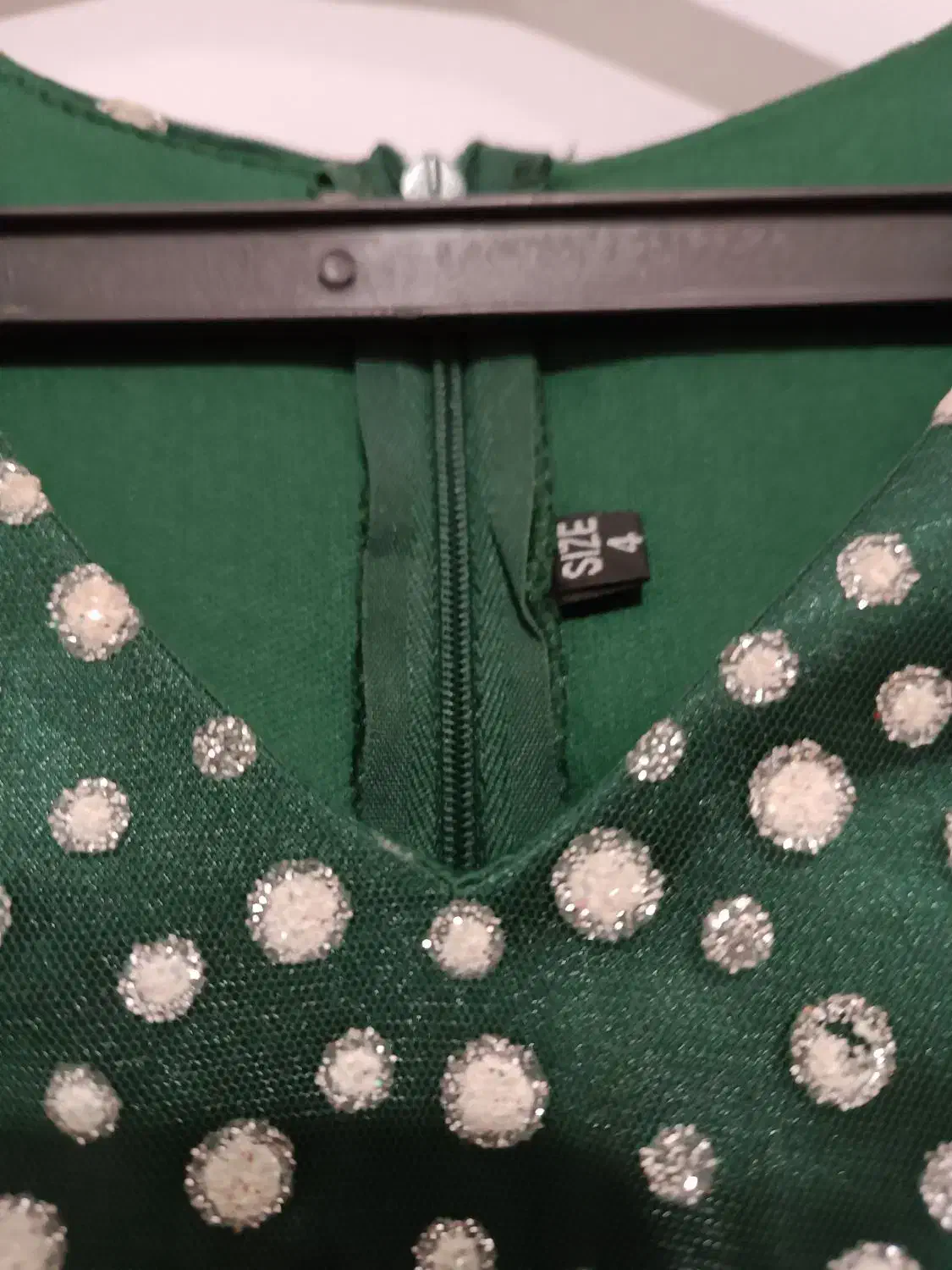 مجلسی نو|لباس|کرج, کوی امامیه|دیوار