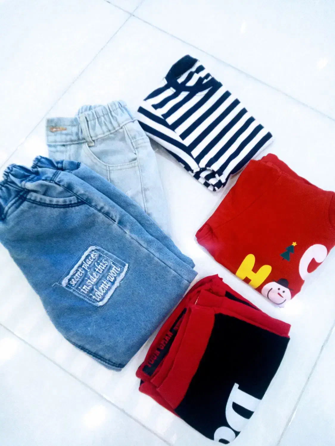 پک کامل یک میلیون|لباس|رشت, نیروی دریایی|دیوار