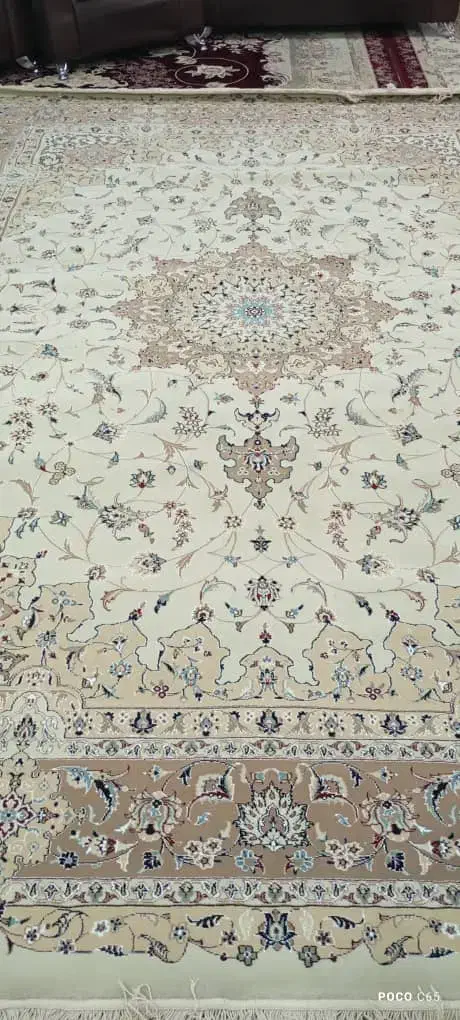 فرش 9 متری 500 شانه تراکم 1000|فرش|شیراز, شهرک مهدی‌آباد|دیوار