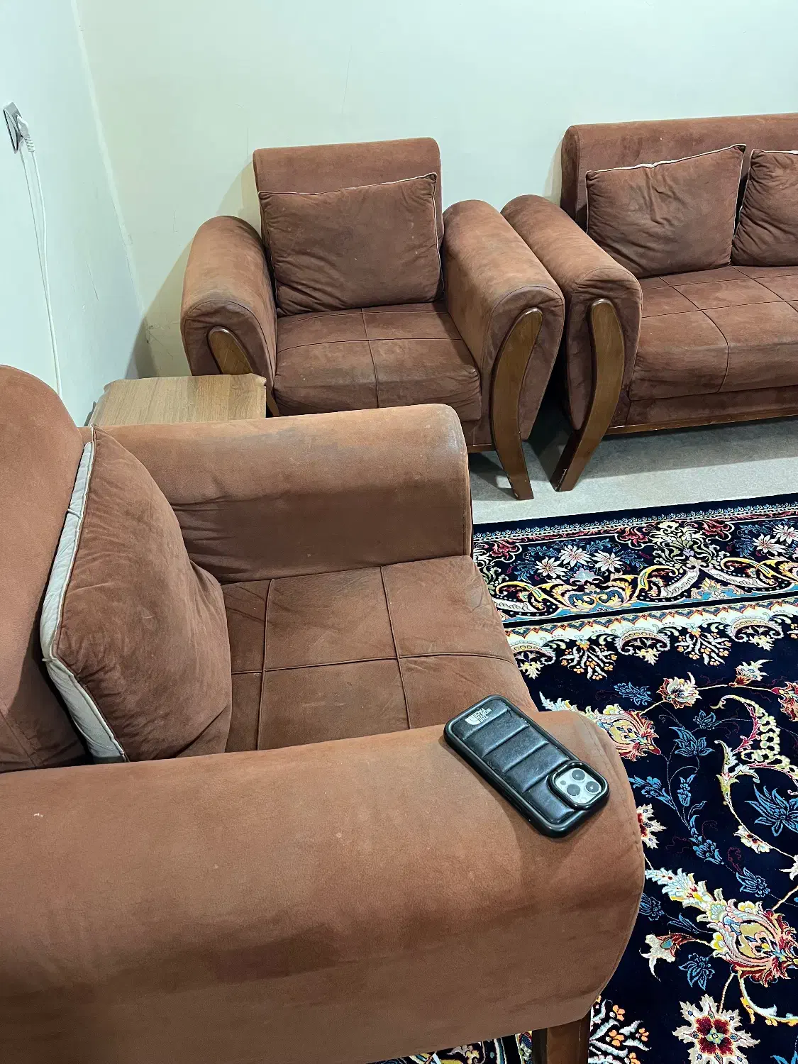 مبلمان در حد نو|مبلمان خانگی و میز عسلی|گرگان, |دیوار