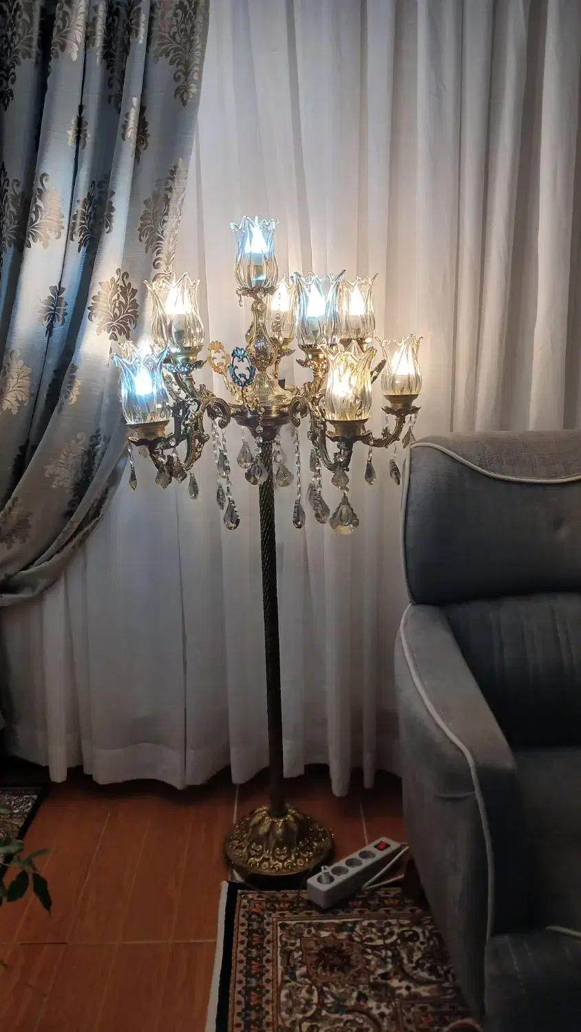 آباژور برنز کنار سالنی|چراغ خواب و آباژور|ارومیه, |دیوار