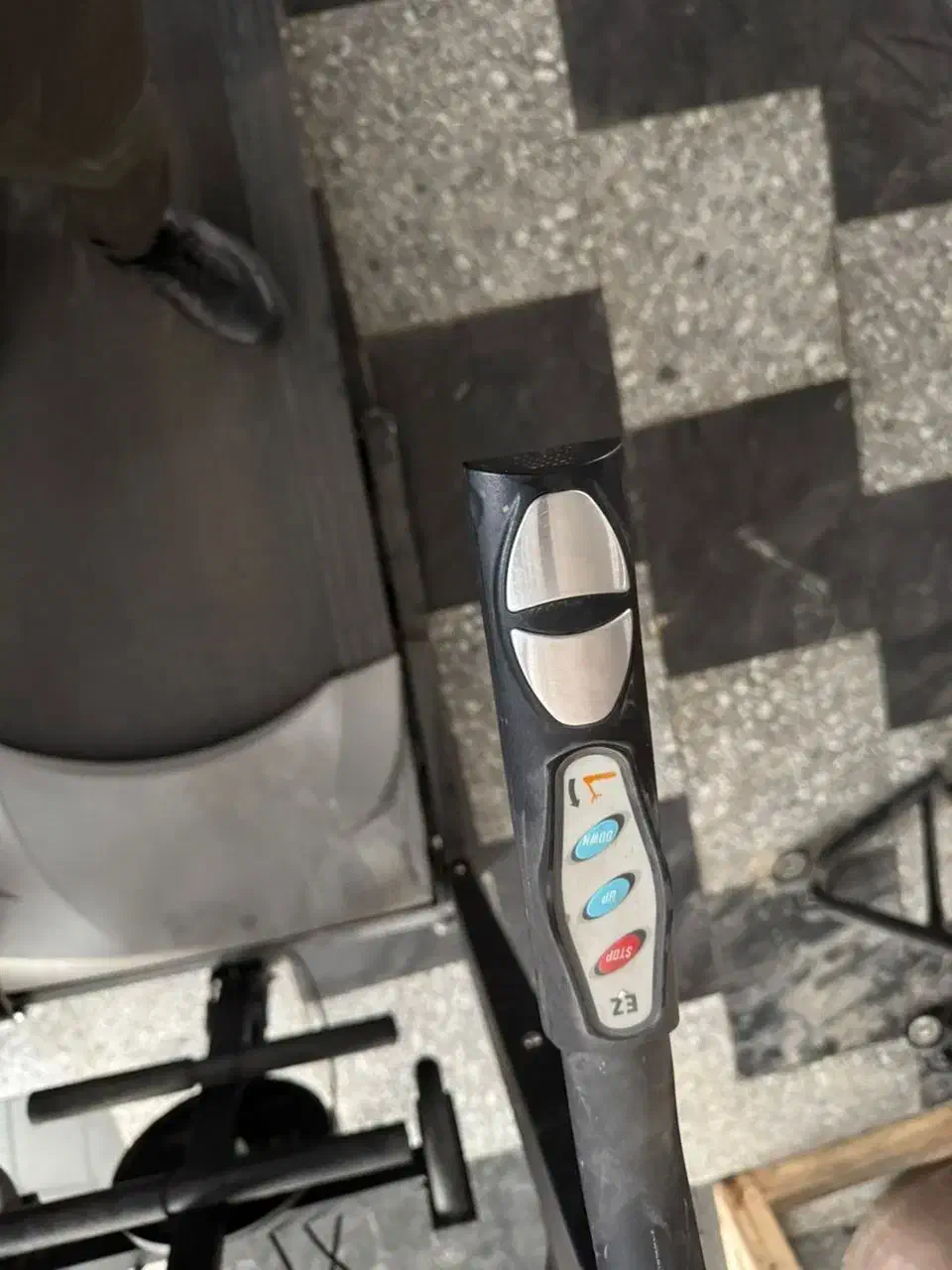 فروش تردمیل ورزشی|تجهیزات ورزشی|بناب, |دیوار