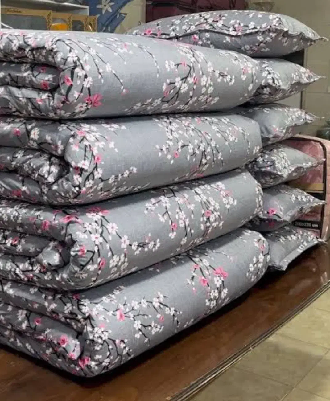 دوخت انواع ست خواب با قیمت مناسب|رختخواب، بالش، پتو|نیشابور, پنجراه|دیوار