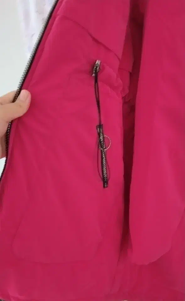 کاپشن|لباس|تبریز, |دیوار