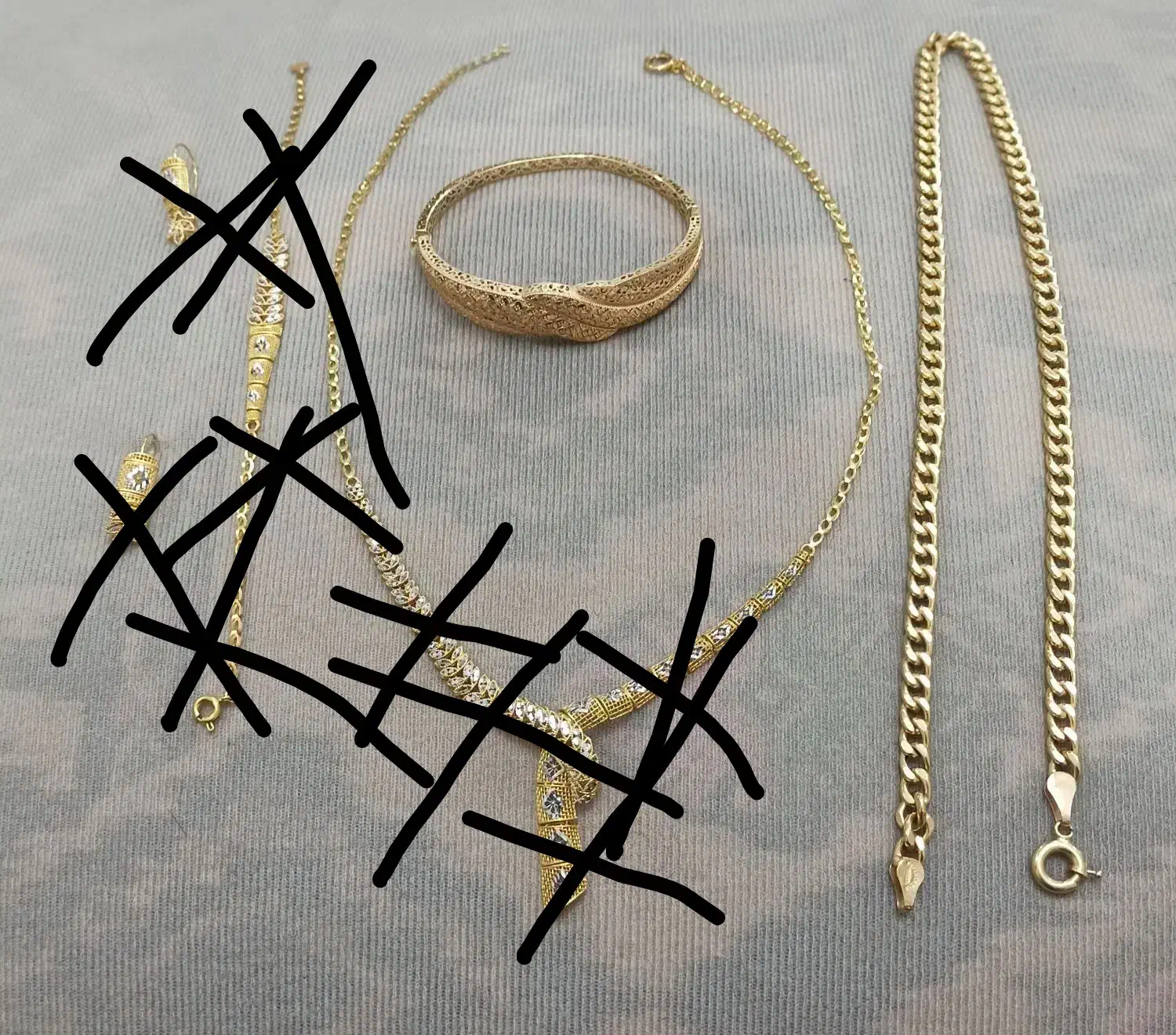 دستبند و کارتیر|جواهرات|بندرعباس, |دیوار