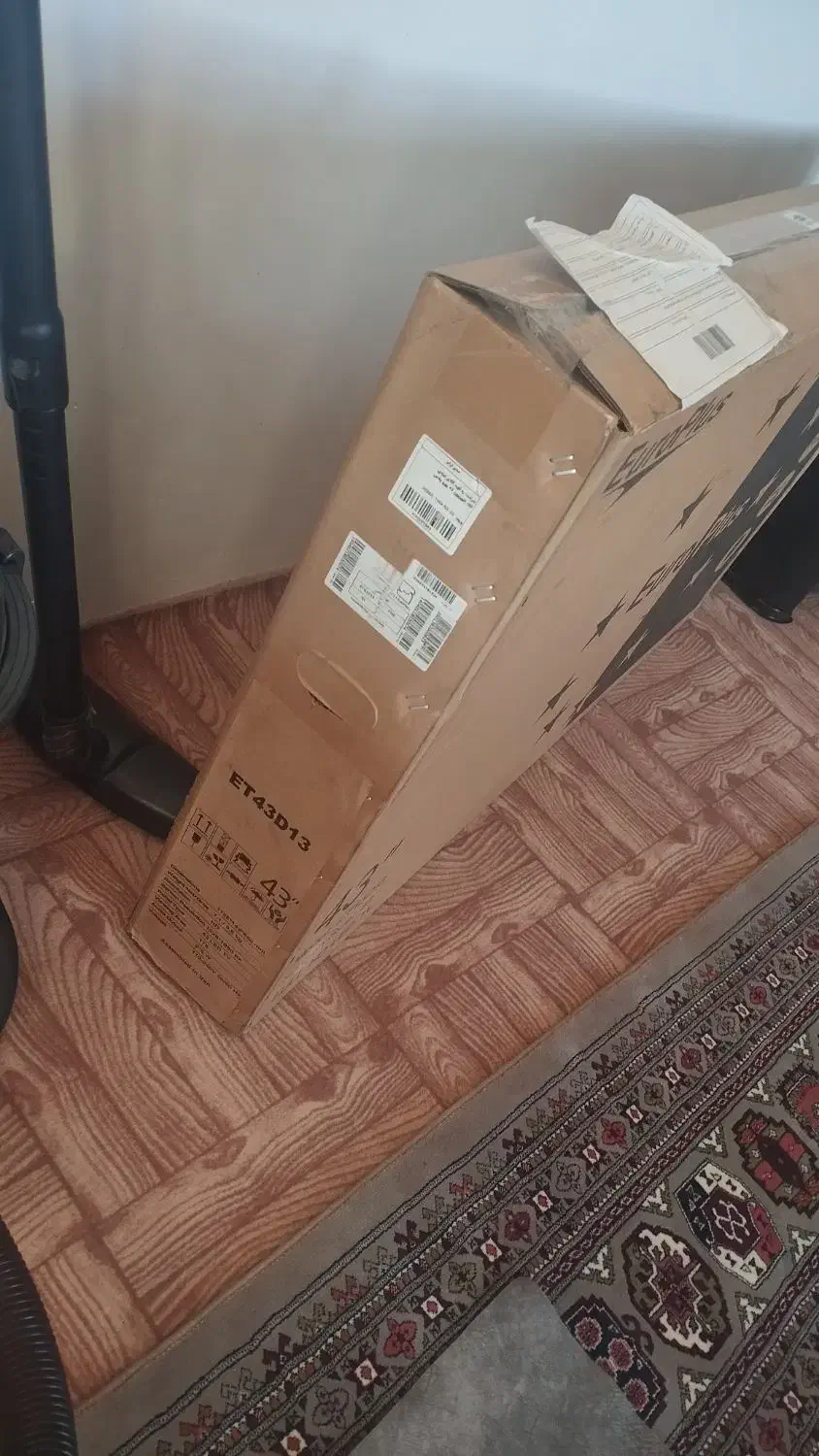 تلویزیون 43 اینچ یورو پلاس|تلویزیون و پروژکتور|رامیان, |دیوار