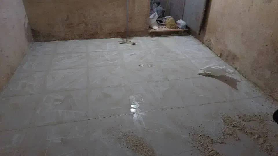 اجاره انباری ۲۸ متری در مرکز شهر|اجارهٔ مغازه و غرفه|شیراز, وصال|دیوار