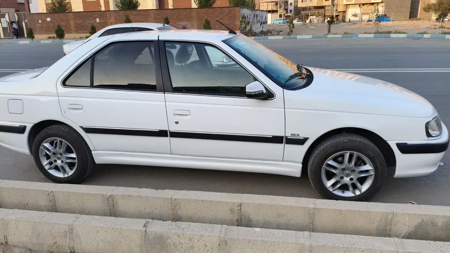 پژو پارس سفارشی elxفول فروشی فوری|خودرو سواری و وانت|چهارباغ, |دیوار