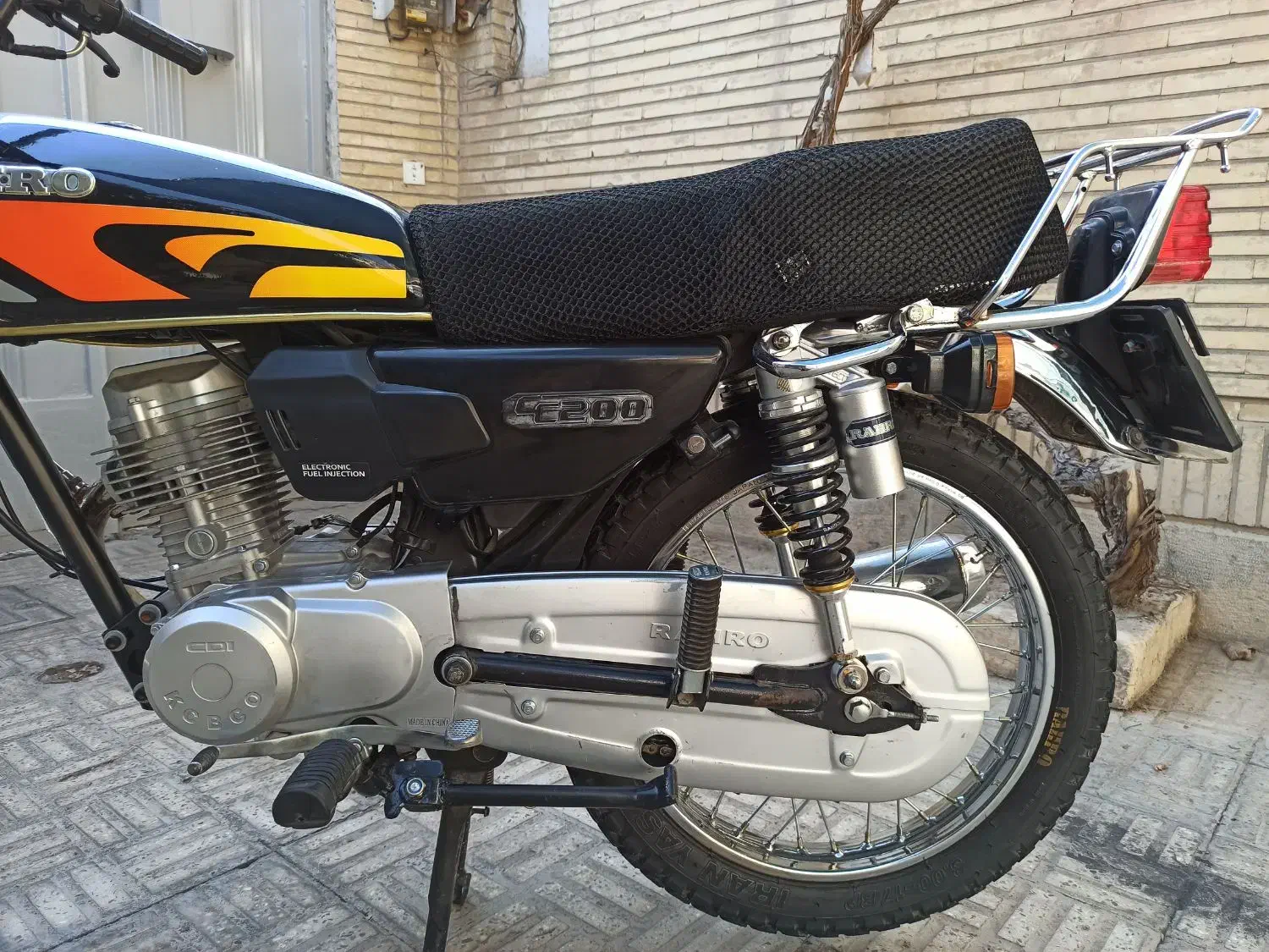 هوندا 1401 رهرو کم کار تمیز|موتورسیکلت|اصفهان, شهید رجایی|دیوار