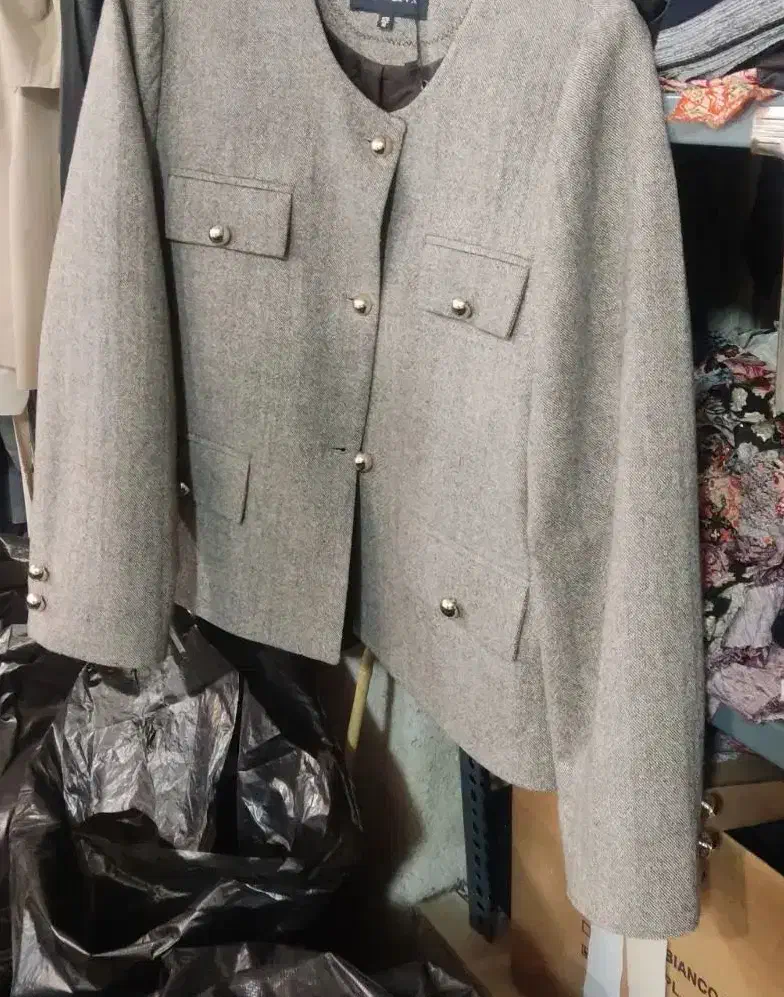 چرخکار تکمیلی دوز و اتوکار با شرایط فوق العاده|استخدام صنعتی، فنی، مهندسی|رباطکریم, نصیرشهر|دیوار