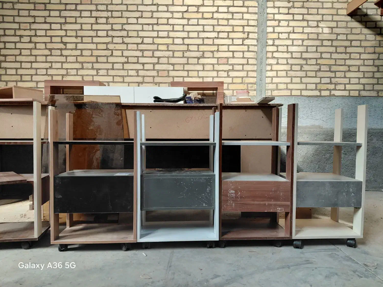 ترولی ارایشگاهی|آرایشگاه و سالن‌های زیبایی|مشهد, نوید|دیوار