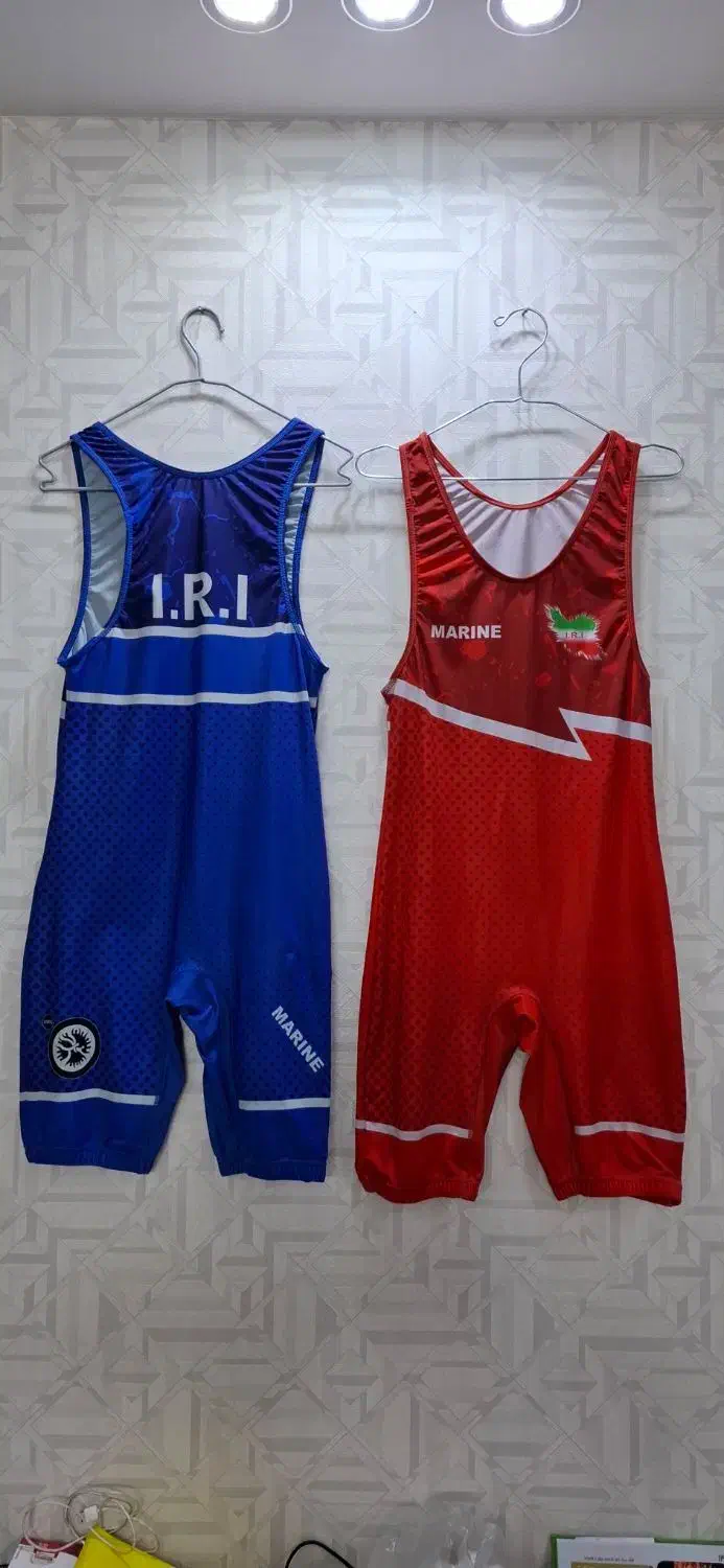 لباس کشتی|لباس|فولادشهر, C5|دیوار