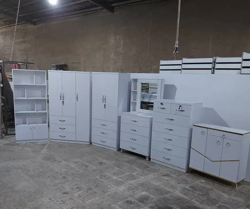 دراور / میز ایینه / کمد دار لباس|جاکفشی، کمد، دراور|اصفهان, لاله|دیوار