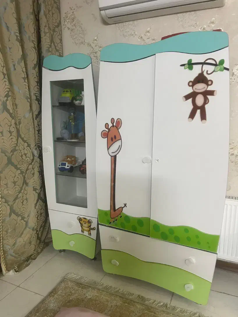 کمد تخت صندلی ترولی فایل صندلی اصلاح مجسمه|تخت و سرویس خواب|مشهد, هدایت|دیوار