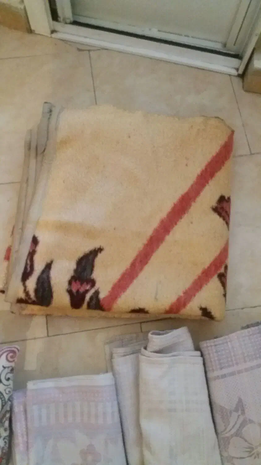 ۳عدد رو فرشی ۲ عددبالش ویک پتو وپروه|روفرشی|تهران, جنتآباد مرکزی|دیوار