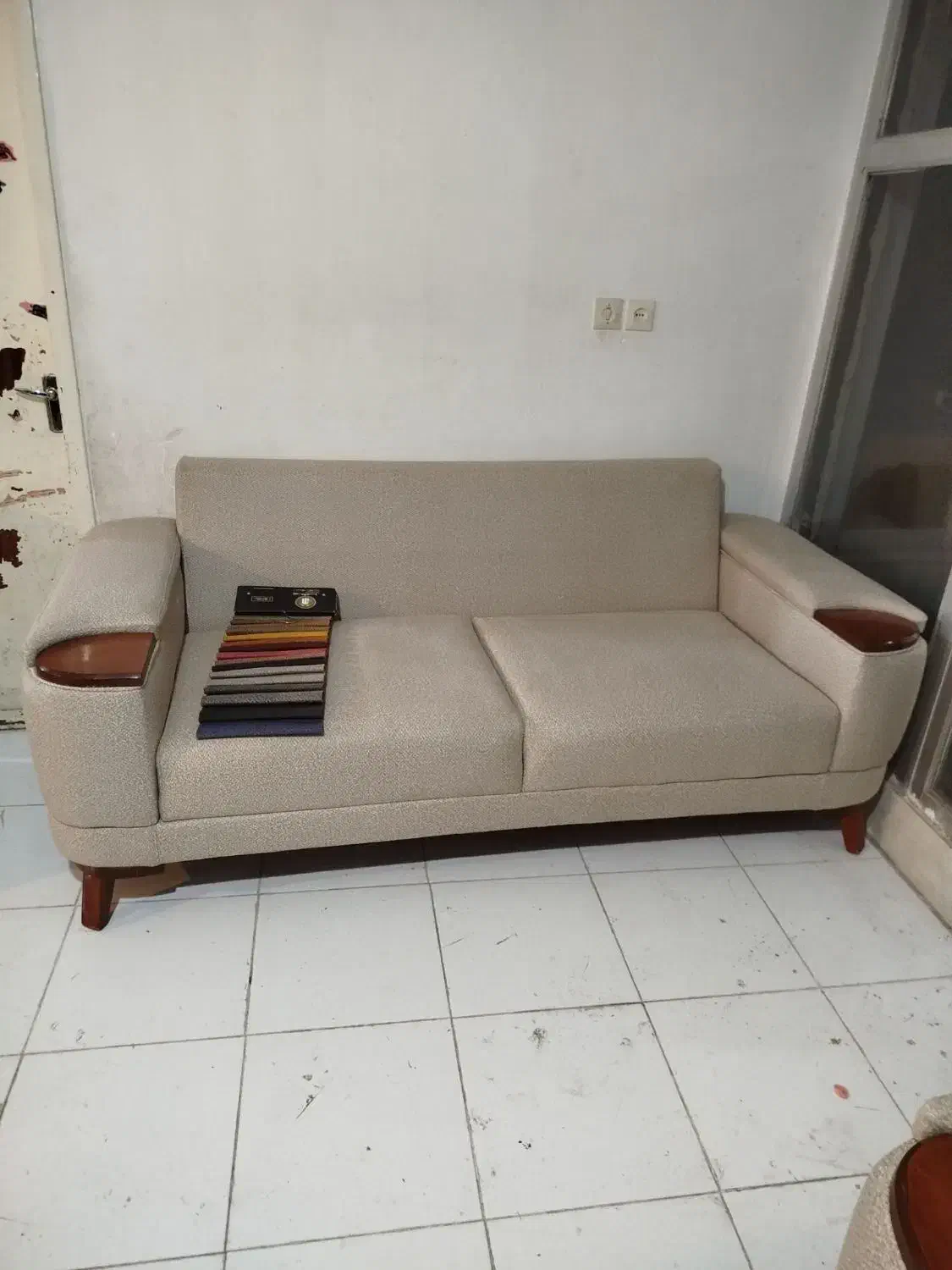 تعمیرات مبل|مبلمان خانگی و میز عسلی|مراغه, |دیوار