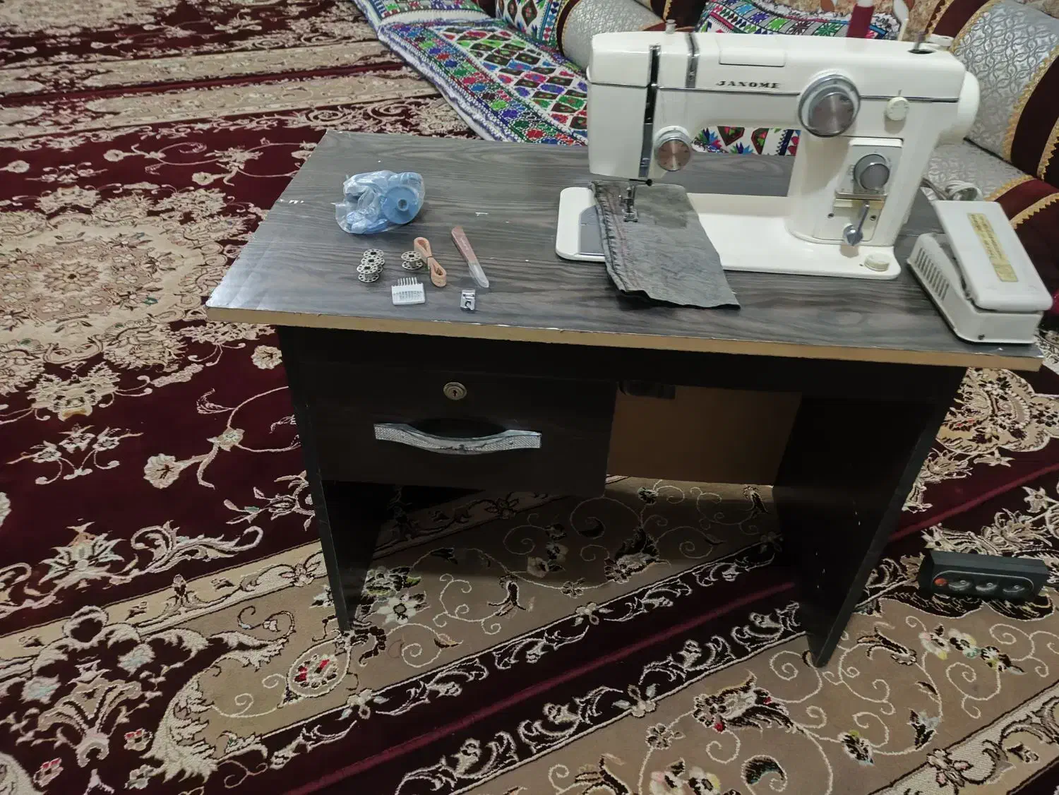 چرخ خیاطی|چرخ خیاطی و ریسندگی|زابل, |دیوار