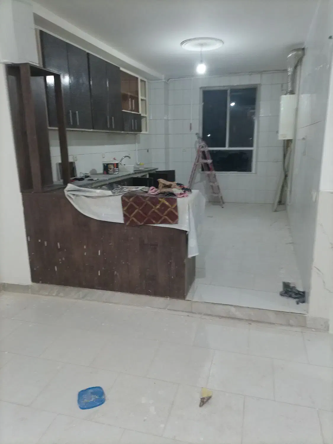 ۸غربی قدیم طبقه اول سمت خیابان ۷۵|اجارهٔ آپارتمان|فردیس, فردیس|دیوار