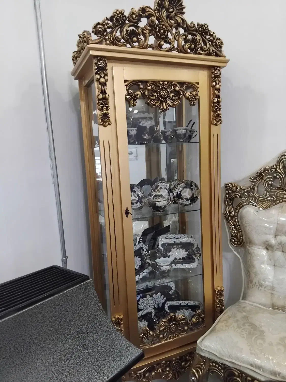 گنجه و وسایل گنجه|بوفه، ویترین، کنسول|تربت‌حیدریه, دیزقند|دیوار